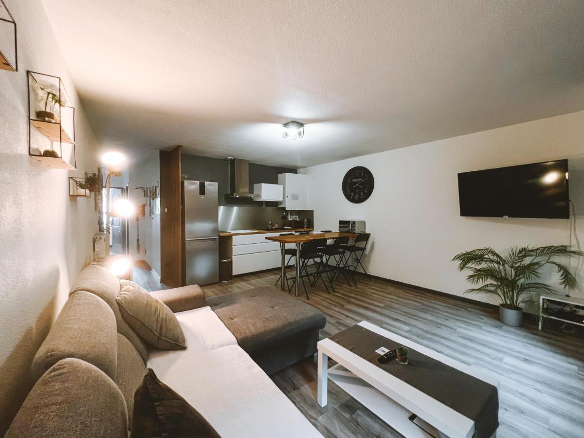 Appartement GEST-LOC LOCATION MEUBLÉE T3 Le DrômArdèchois - TOURNON SUR RHÔNE - ARDÈCHE Extérieur photo