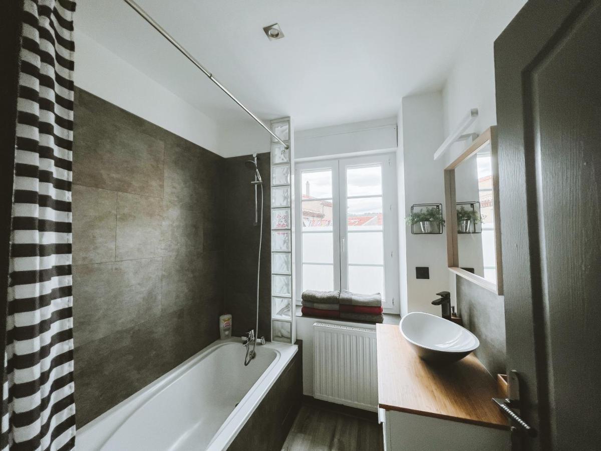 Appartement GEST-LOC LOCATION MEUBLÉE T3 Le DrômArdèchois - TOURNON SUR RHÔNE - ARDÈCHE Extérieur photo