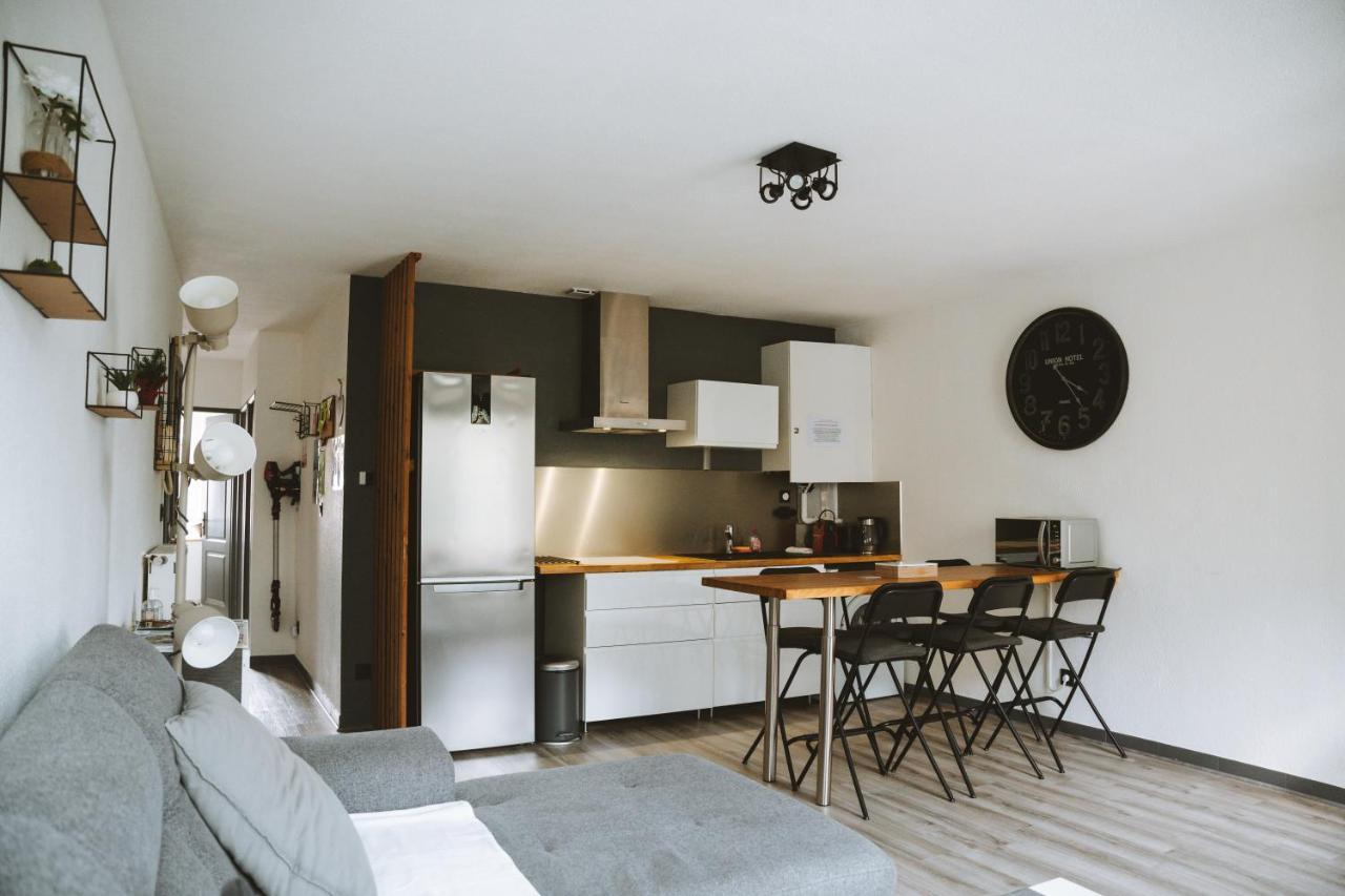 Appartement GEST-LOC LOCATION MEUBLÉE T3 Le DrômArdèchois - TOURNON SUR RHÔNE - ARDÈCHE Extérieur photo