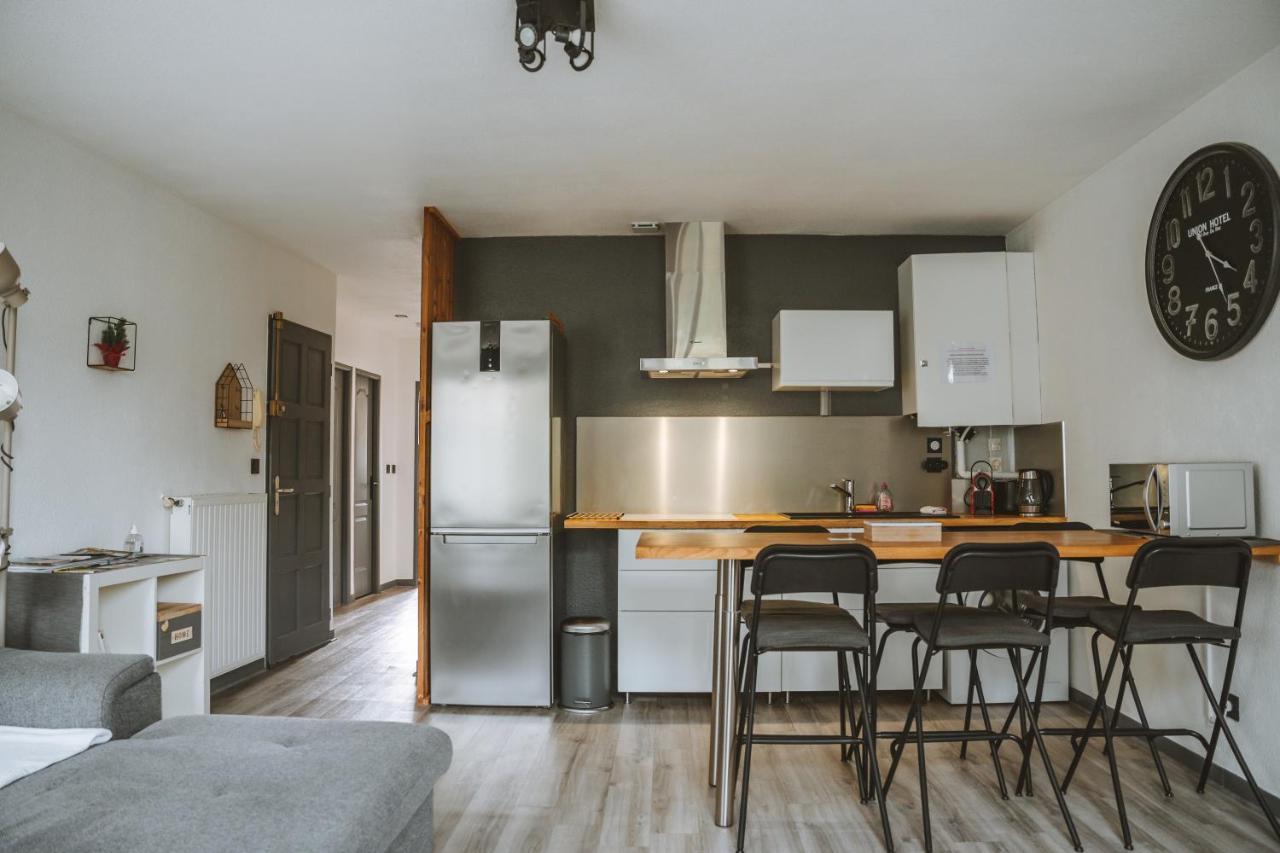 Appartement GEST-LOC LOCATION MEUBLÉE T3 Le DrômArdèchois - TOURNON SUR RHÔNE - ARDÈCHE Extérieur photo